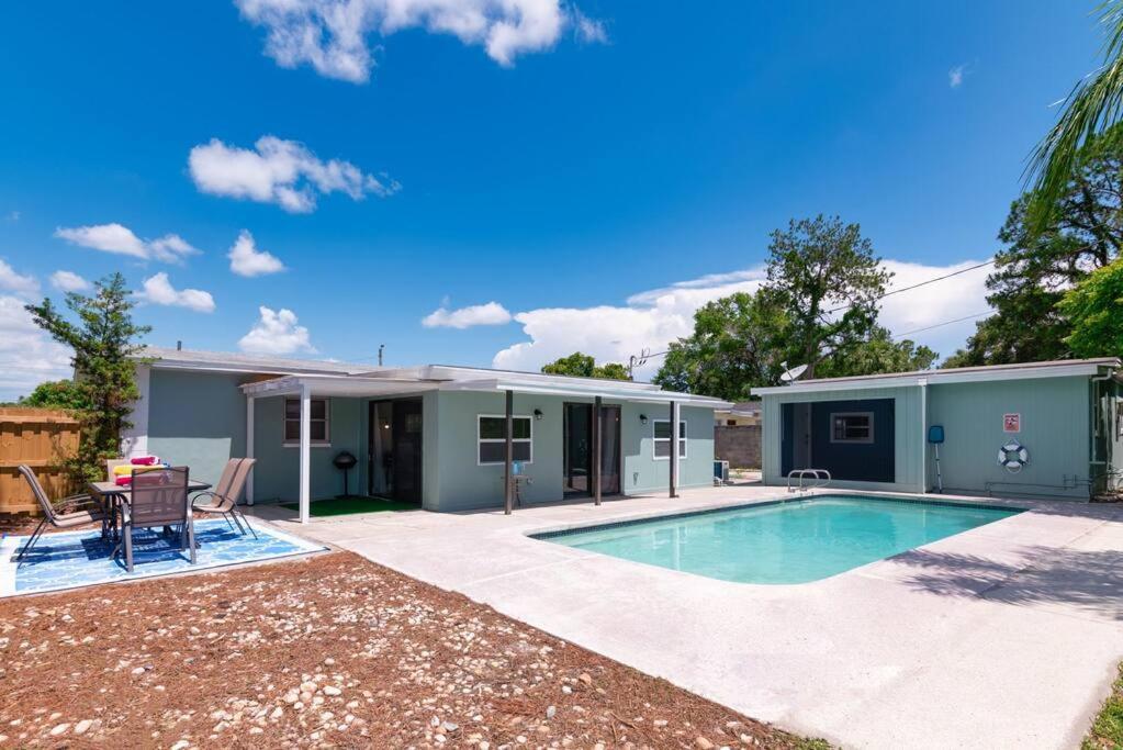 Relaxing Pool Home For Family Getaway Close To Tampa Zoo, Busch Gardens, Restaurants And Shopping! Exterior foto